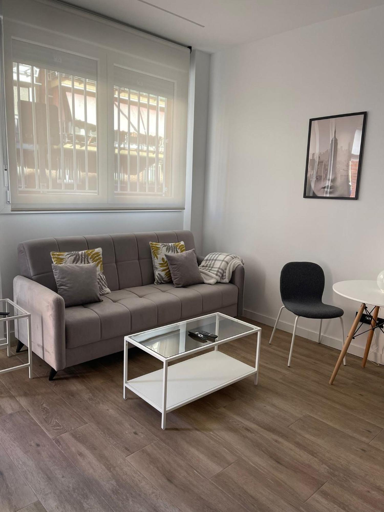 Exyca Metropolitano Apartment Madrid Bagian luar foto
